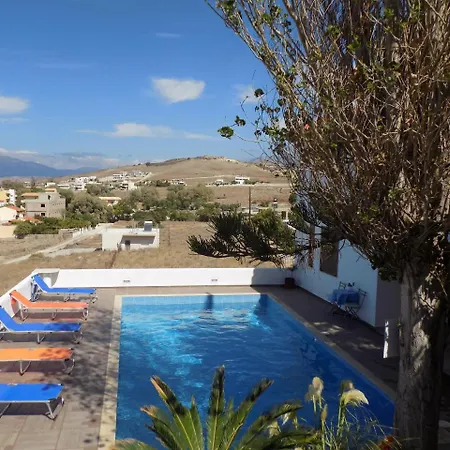 Houmeli Maisonettes & Apartamento Kalamaki (Heraklion)