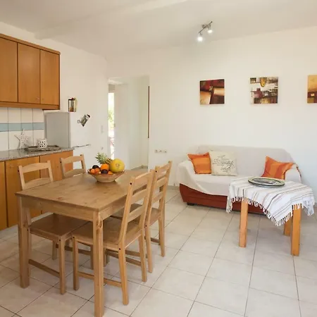 Houmeli Maisonettes & Apartamento *