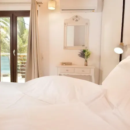 Houmeli Maisonettes & 칼라마키