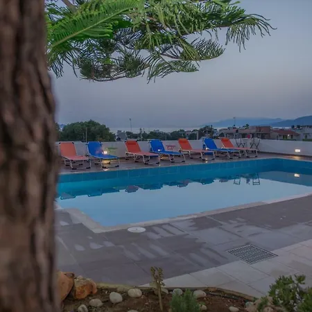 Houmeli Maisonettes & Kalamaki (Heraklion)