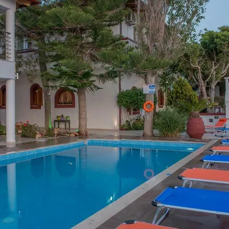 Houmeli Maisonettes & Kalamaki (Heraklion)
